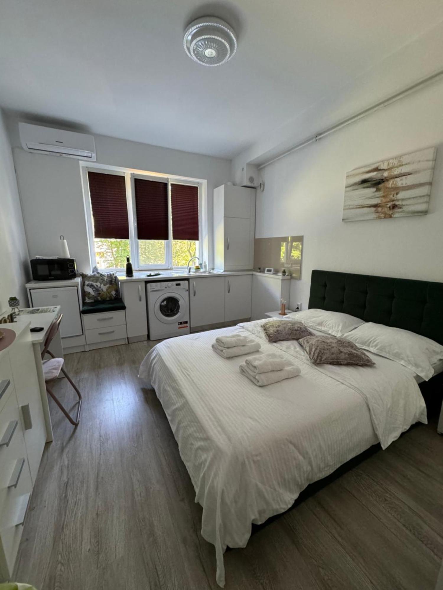 Vert Studio Onesti Dış mekan fotoğraf